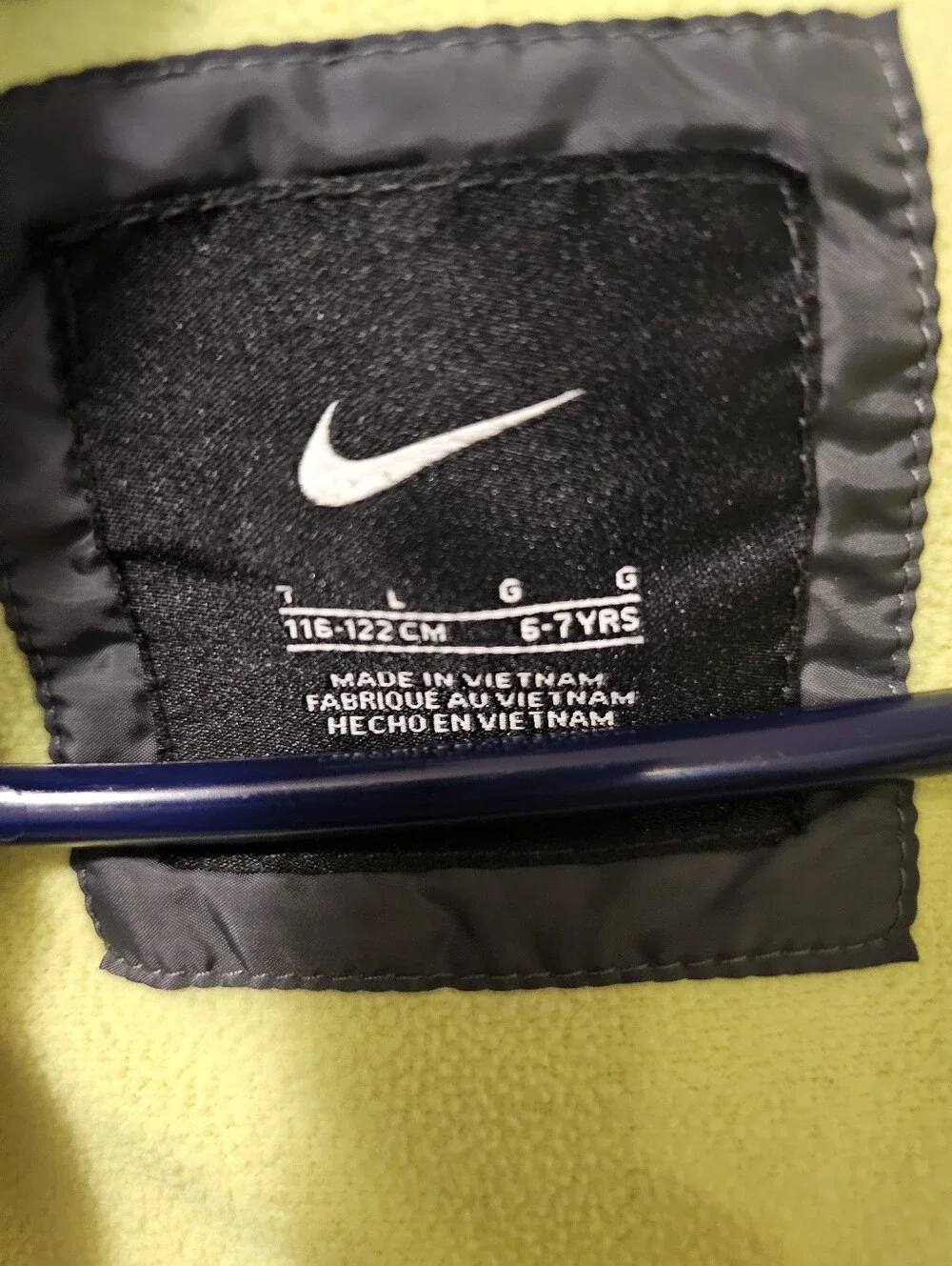 Nike Youth Puffer Jacket Hooded Full Zip Gray Size 7